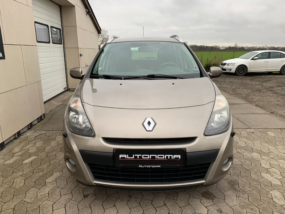 Renault Clio III 1,2 16V Avantage Sport Tourer 5d