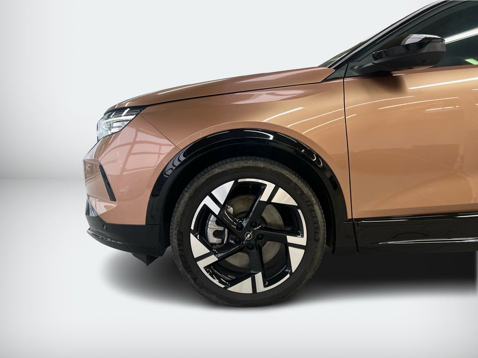 Opel Grandland-e 73 GS Sky 5d