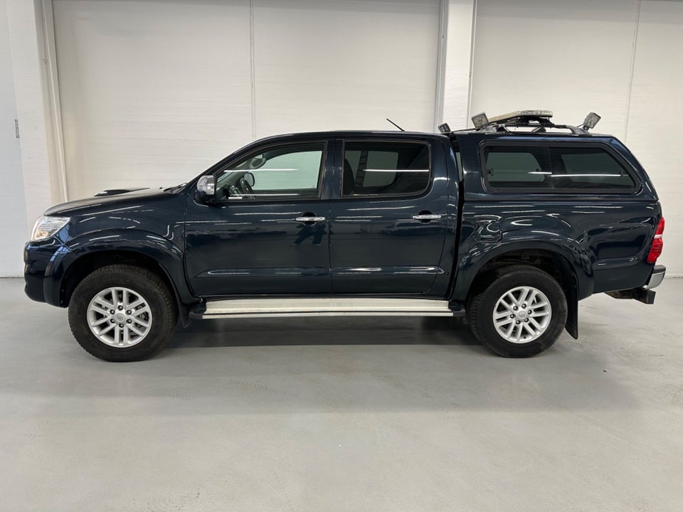 Toyota HiLux 3,0 D-4D Db.Kab aut. 4x4 T4 4d