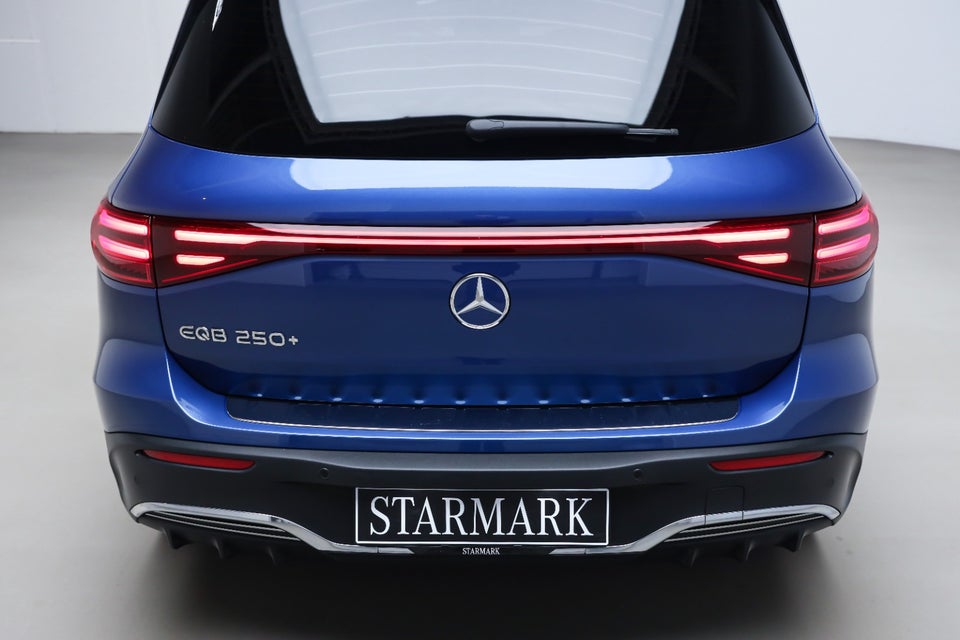 Mercedes EQB250+ AMG Premium 7prs 5d