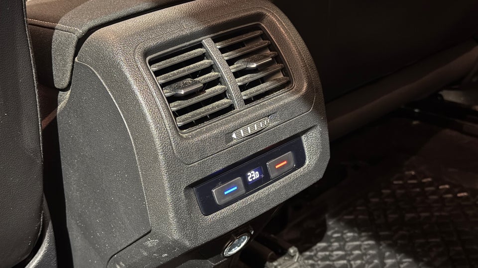 VW Touran 1,5 TSi 150 Highline Family DSG 7prs 5d