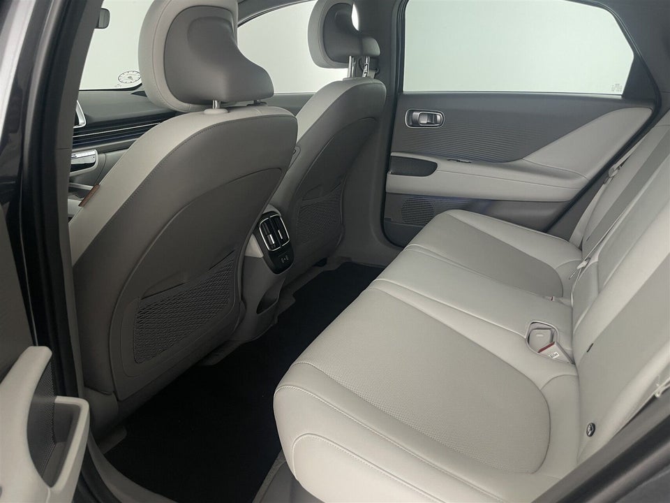 Hyundai Ioniq 6 77 Ultimate AWD 4d