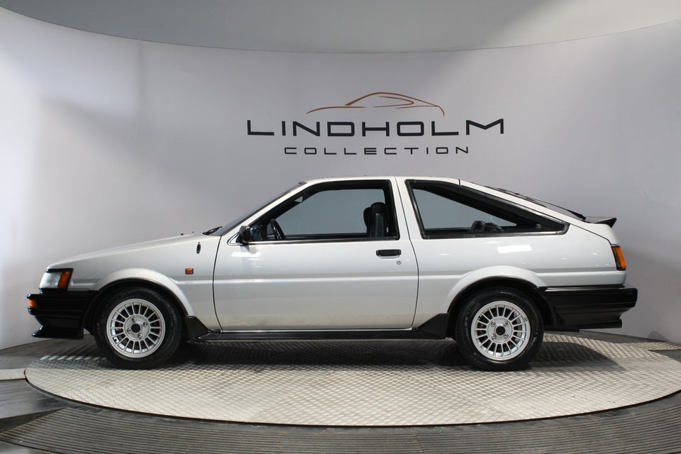 Toyota Corolla 1,6 GT Coupé 3d