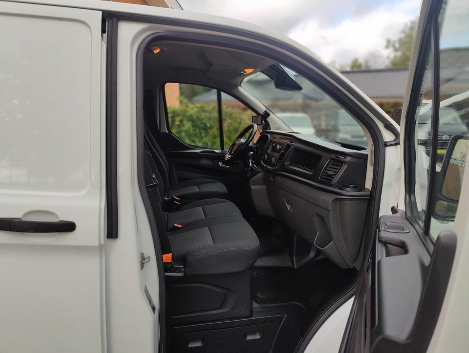 Ford Transit Custom 320L 2,0 TDCi 130 Trend