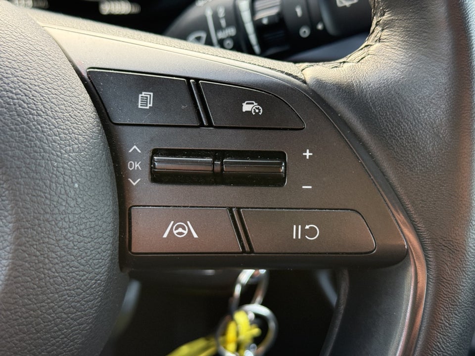 Hyundai i20 1,0 T-GDi Essential DCT 5d