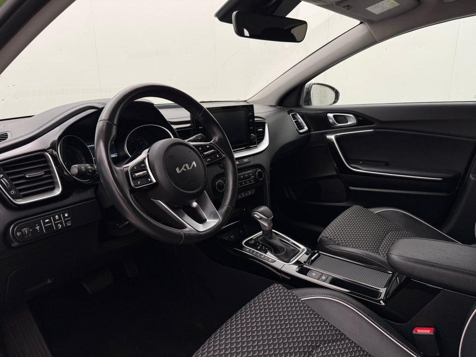 Kia XCeed 1,6 PHEV Upgrade DCT 5d