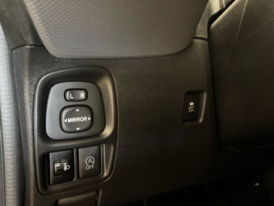 Peugeot 108 1,0 e-VTi 72 Selection Tech 5d