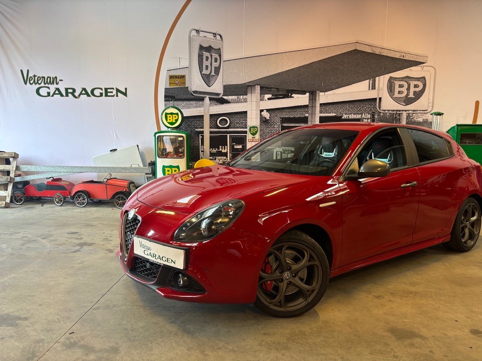 Alfa Romeo Giulietta 1,75 TBi Veloce TCT 5d
