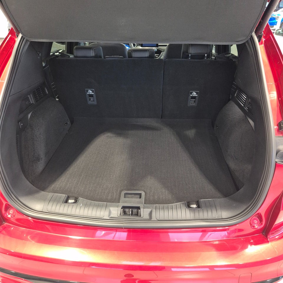 Ford Kuga 2,5 PHEV Vignale CVT 5d