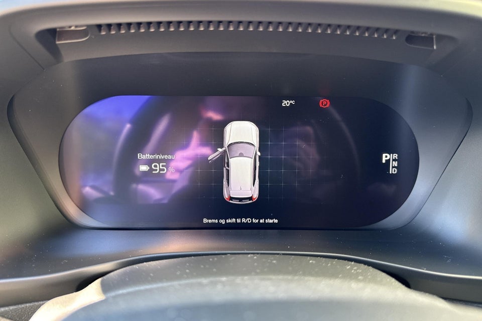 Volvo XC40 ReCharge Twin Plus 5d