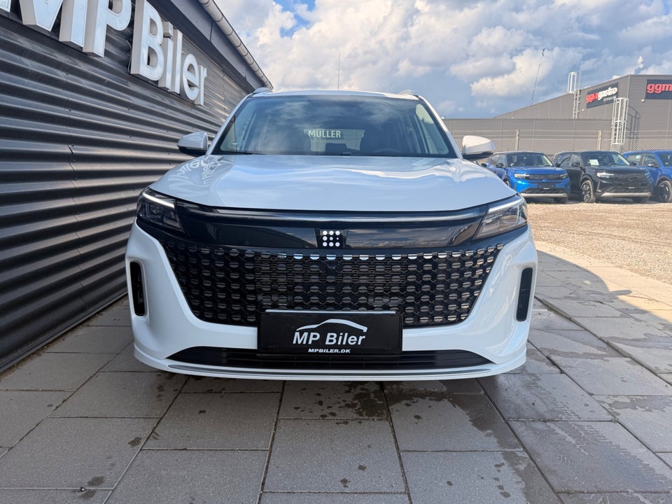 Navor E5 1,5 PHEV Rock 5d