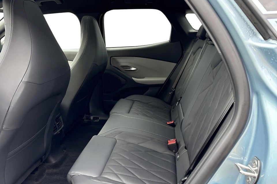 Ford Explorer 77 Premium Extended Range 5d