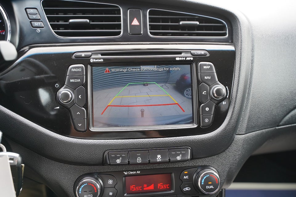 Kia Ceed 1,6 CRDi 128 World Cup SW 5d