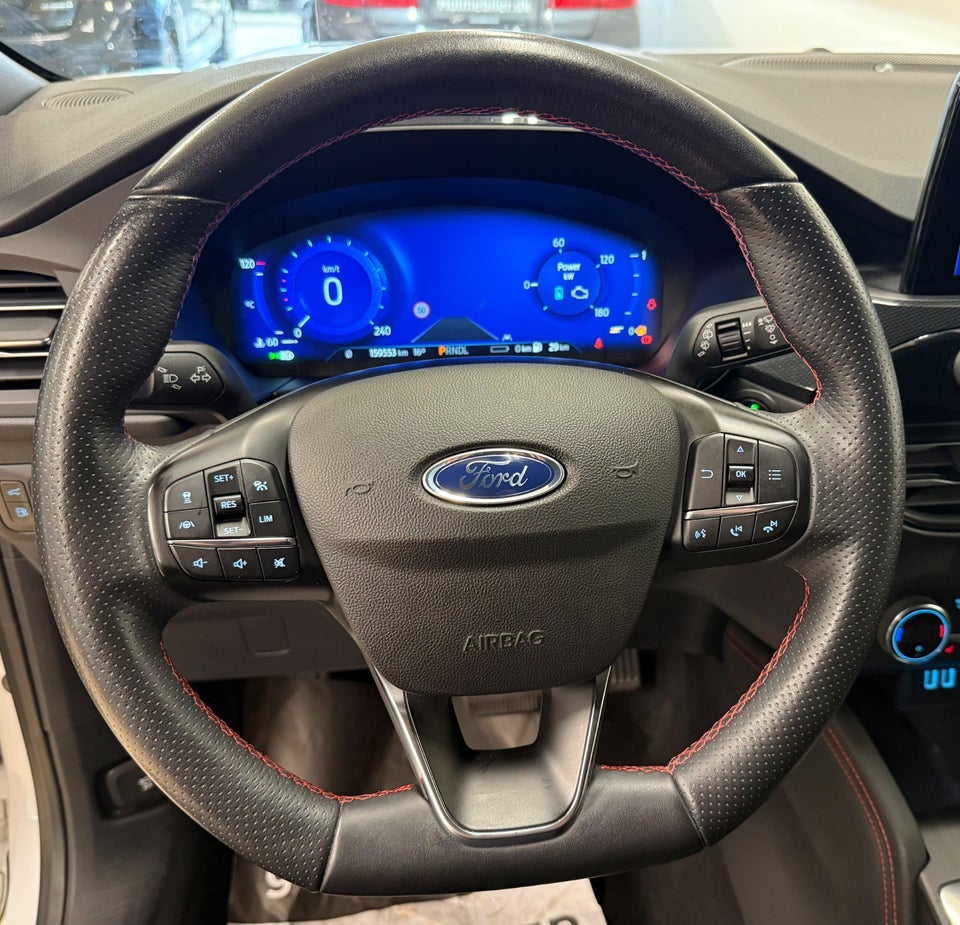 Ford Kuga 2,5 PHEV ST-Line X CVT 5d
