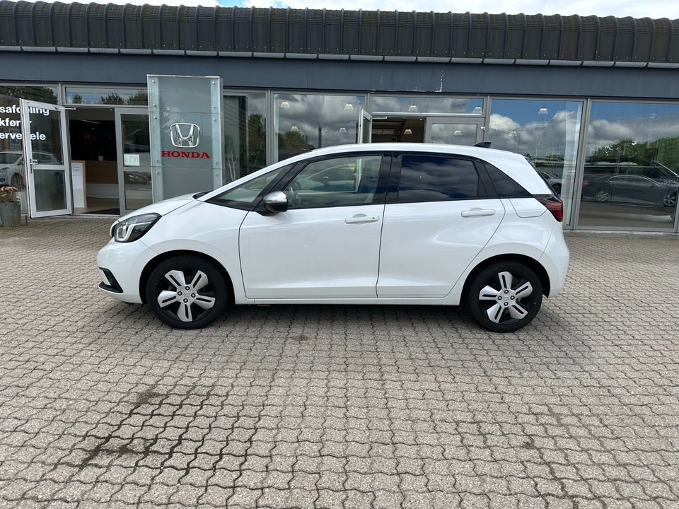 Honda Jazz 1,5 i-MMD Executive eCVT 5d