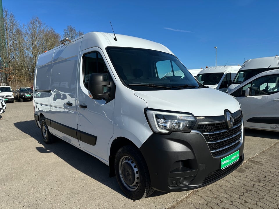 Renault Master IV T33 2,3 dCi 150 L2H2 Kassevogn
