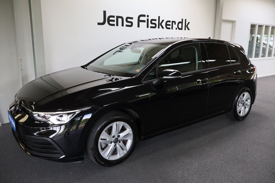 VW Golf VIII 1,5 TSi 130 Life 5d