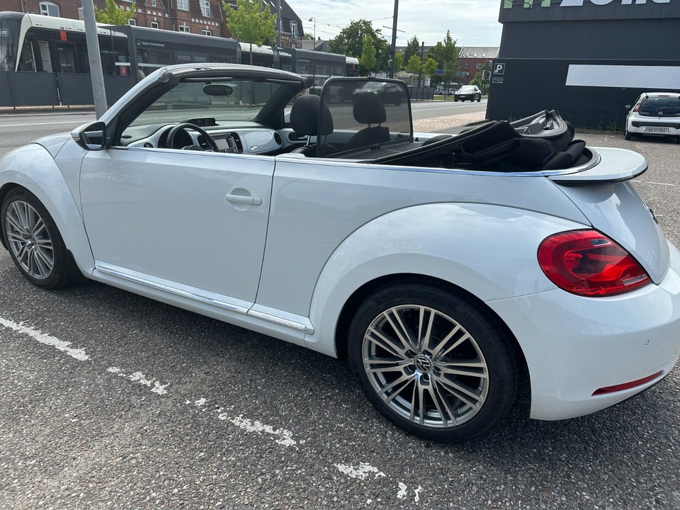 VW The Beetle 1,4 TSi 160 Design Cabriolet DSG 2d
