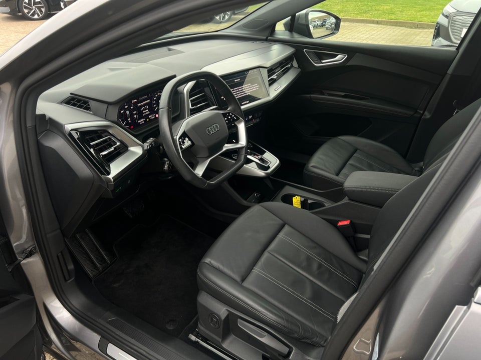 Audi Q4 e-tron 40 Advanced 5d