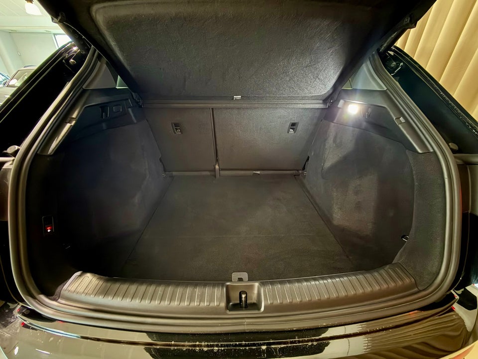 Audi Q4 e-tron 40 Attitude 5d