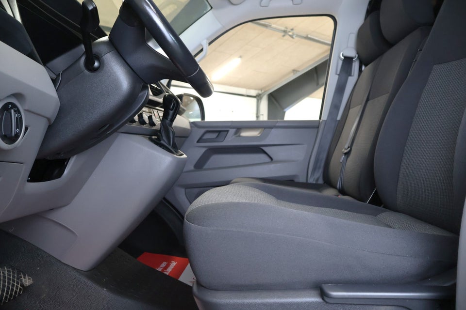 VW Transporter 2,0 TDi 150 Kassevogn DSG lang