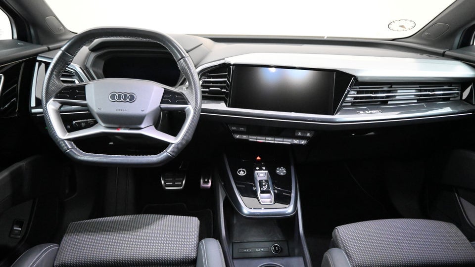Audi Q4 e-tron 40 Attitude 5d