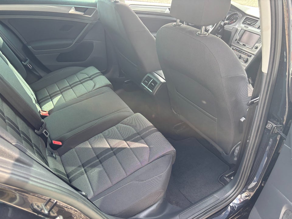 VW Golf VII 1,4 TSi 125 Comfortline BMT 5d