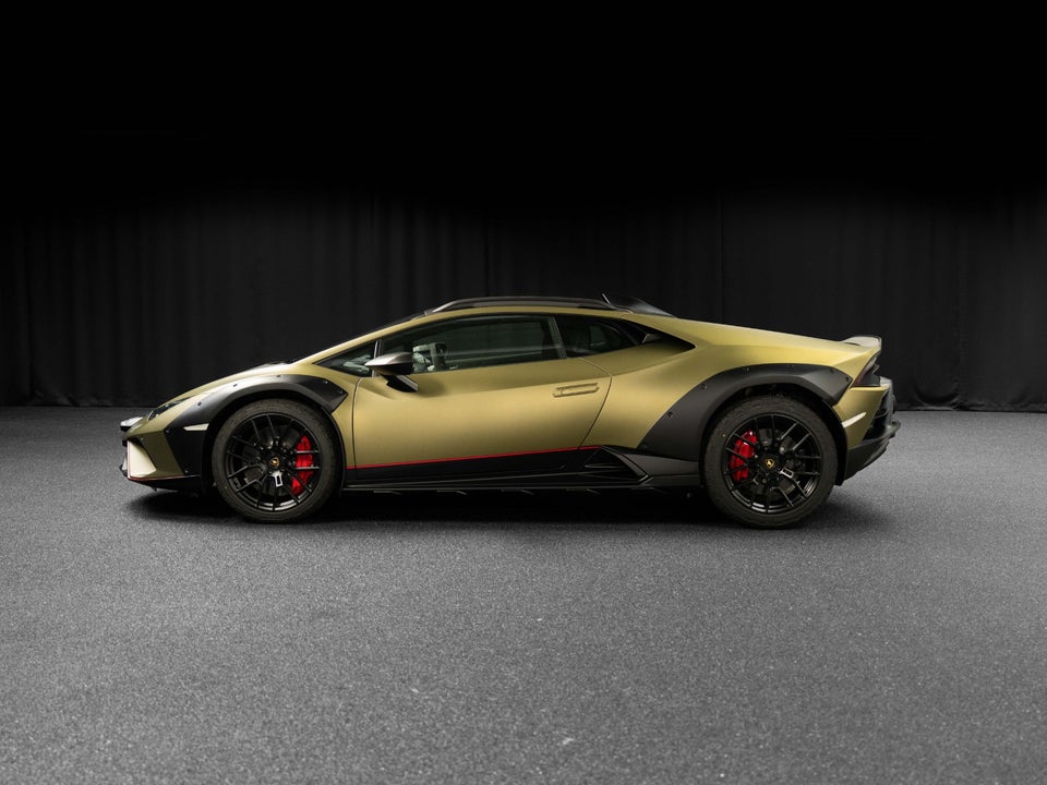 Lamborghini Huracan 5,2 Sterrato 2d