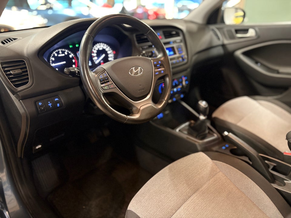 Hyundai i20 1,25 Trend 5d