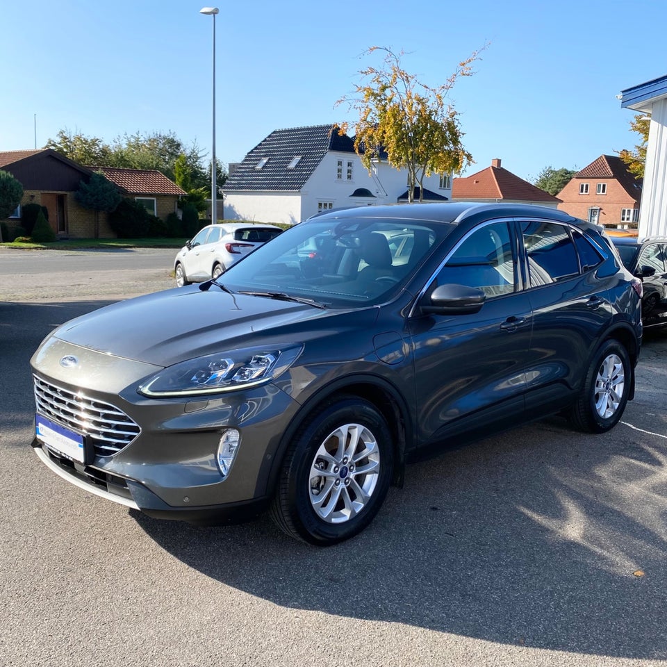 Ford Kuga 2,5 PHEV Titanium X CVT 5d