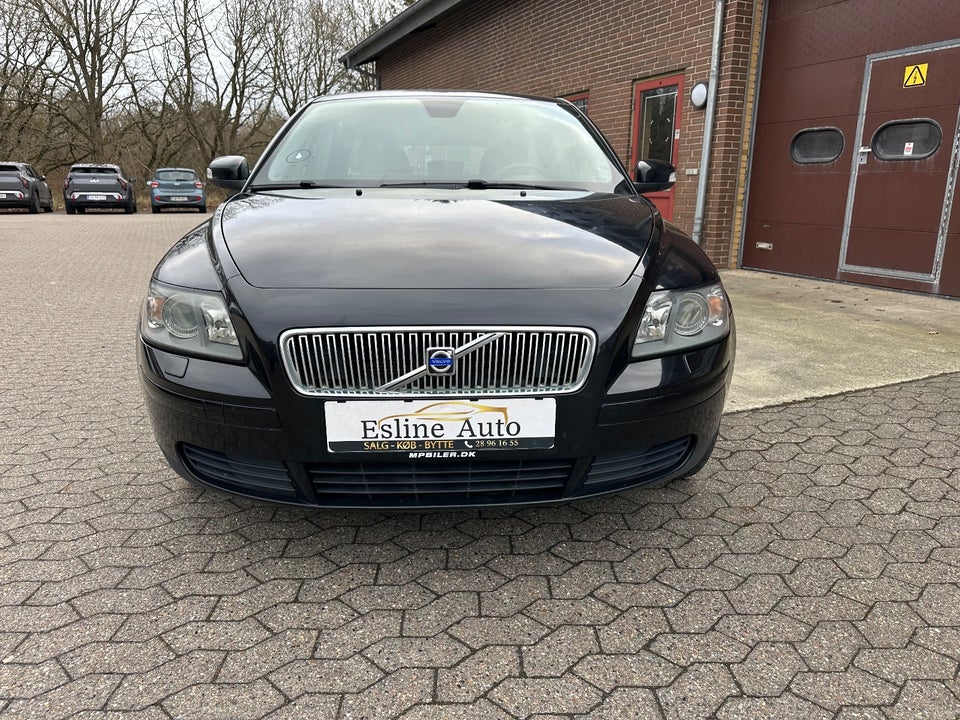 Volvo V50 1,8 Momentum 5d