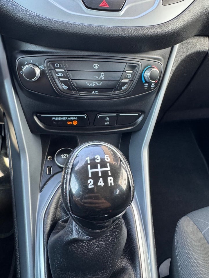 Ford B-MAX 1,0 SCTi 125 Titanium 5d