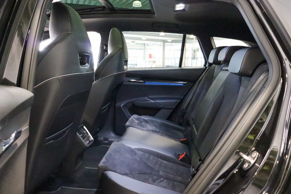 Skoda Enyaq 80x iV Sportline 5d