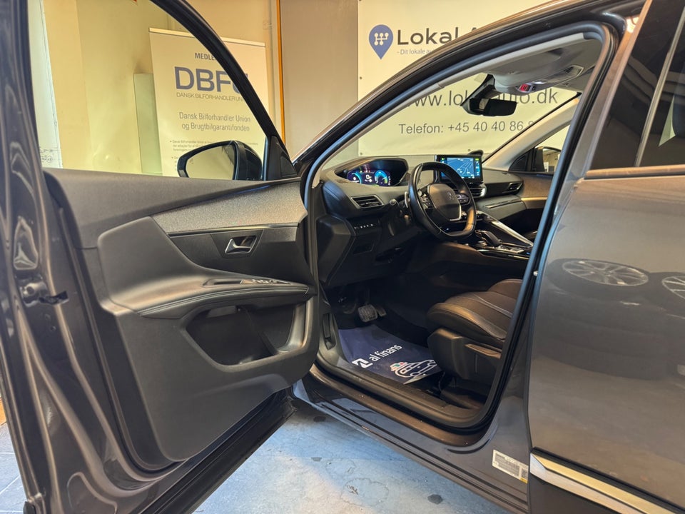 Peugeot 3008 1,6 Hybrid Allure Pack EAT8 5d