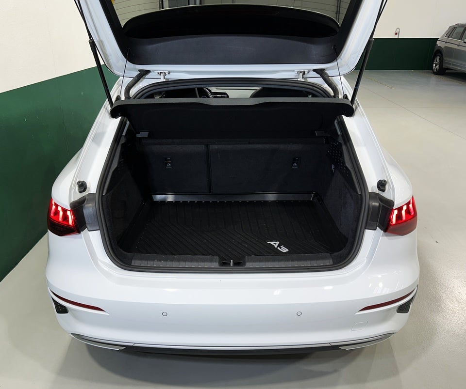 Audi A3 40 TFSi e Prestige Sportback S-tr. 5d