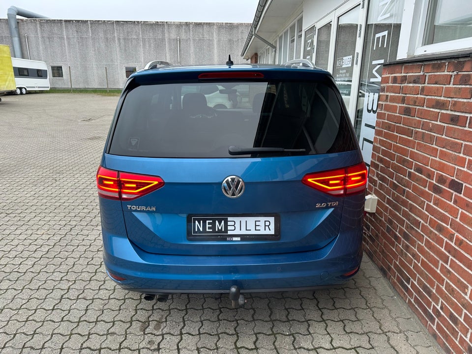 VW Touran 2,0 TDi 150 Highline DSG 7prs 5d