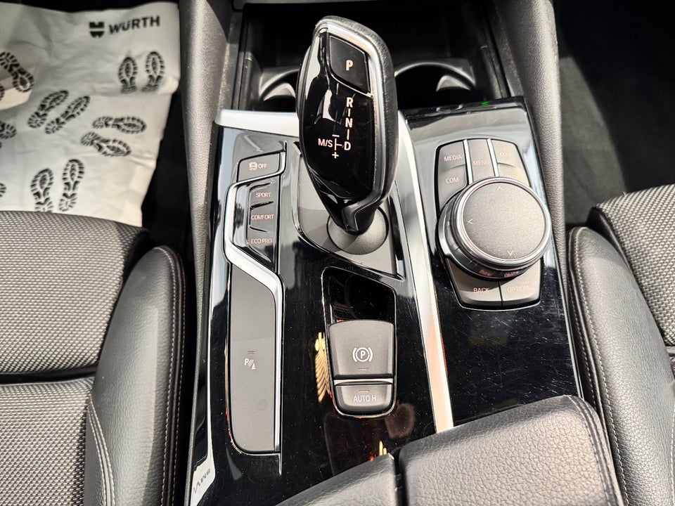 BMW 530d 3,0 Sport Line aut. 4d