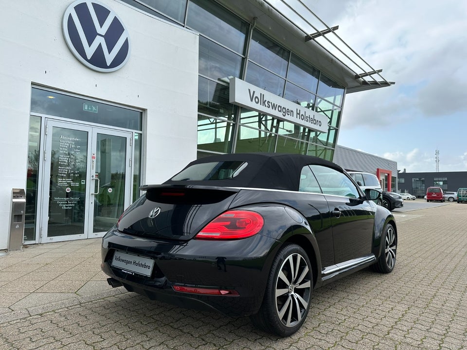 VW The Beetle 1,4 TSi 160 R-line Cabriolet DSG 2d