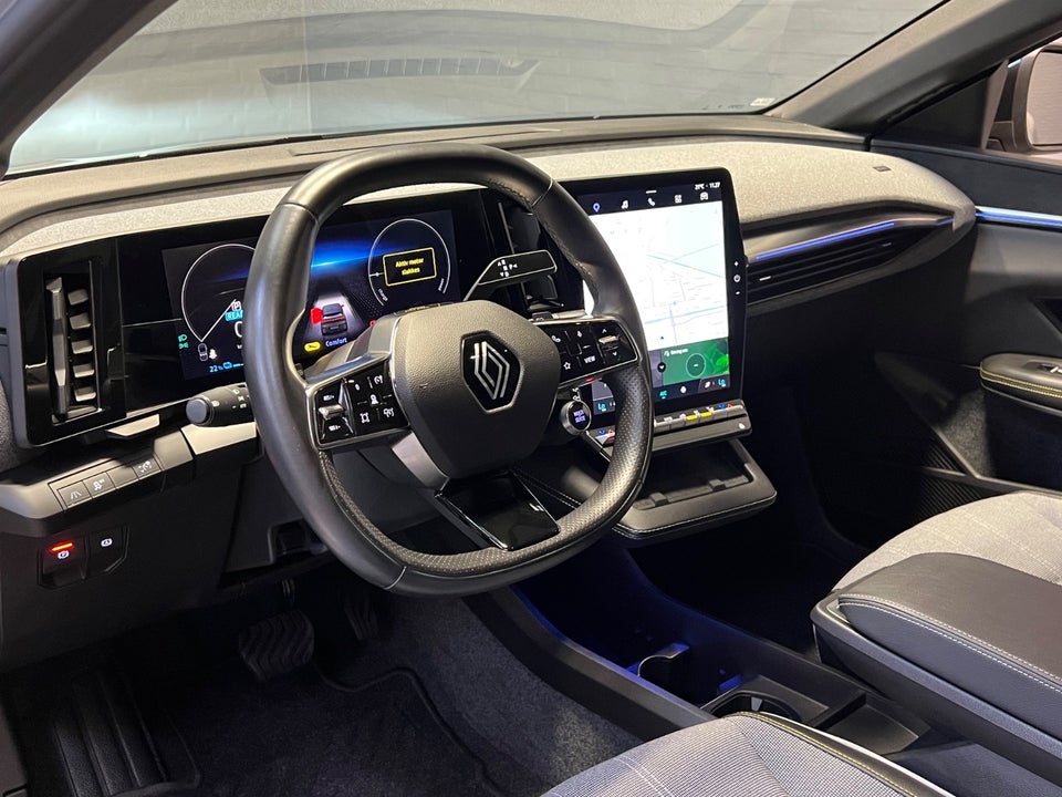 Renault Megane E-Tech 60 Techno 5d