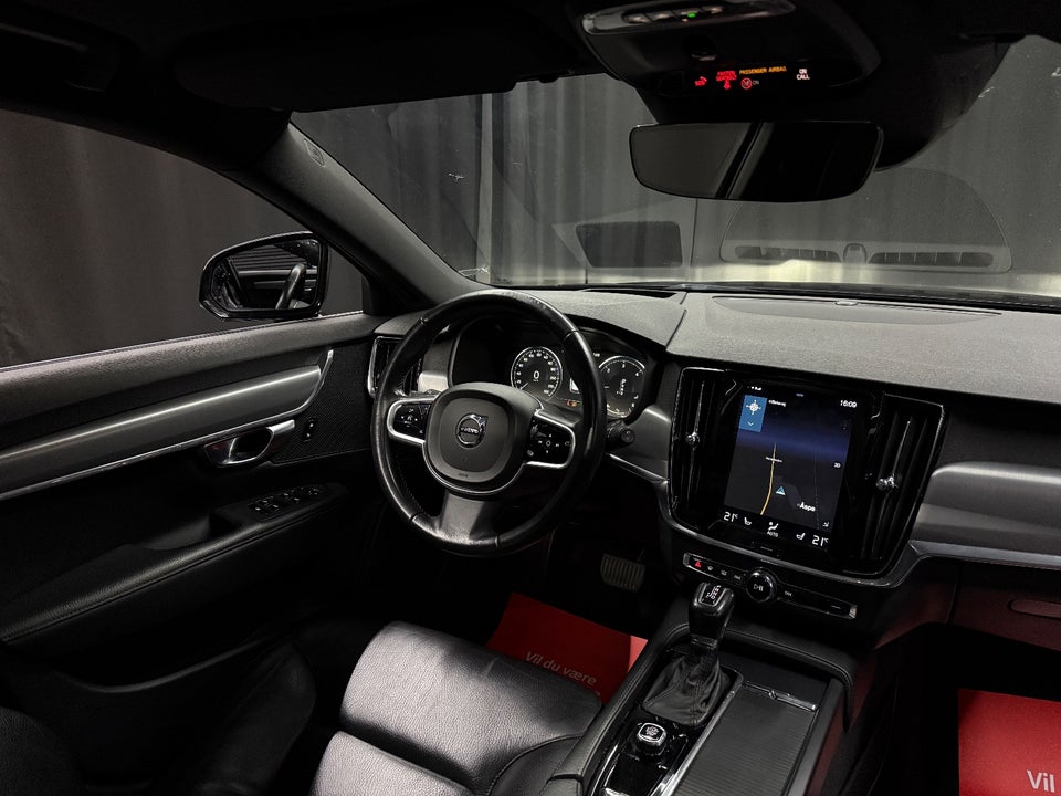 Volvo V90 2,0 D4 190 Momentum aut. 5d