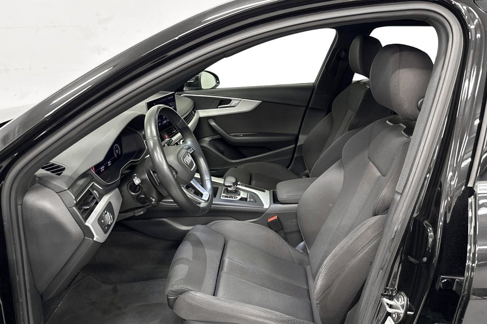 Audi A4 40 TFSi Prestige plus Avant S-tr. 5d