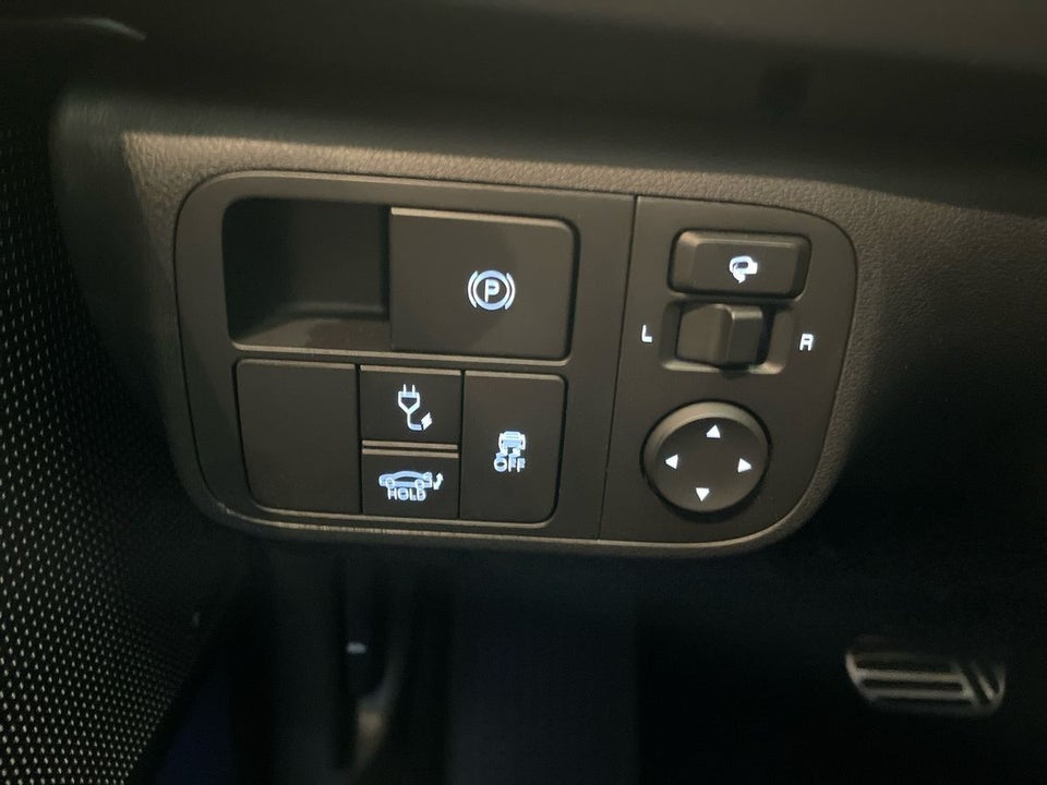 Hyundai Ioniq 6 77 Ultimate Black 4d