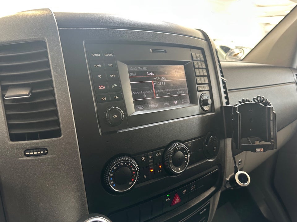 Mercedes Sprinter 319 3,0 CDi R3 Db.Kab m/lad aut. 4d