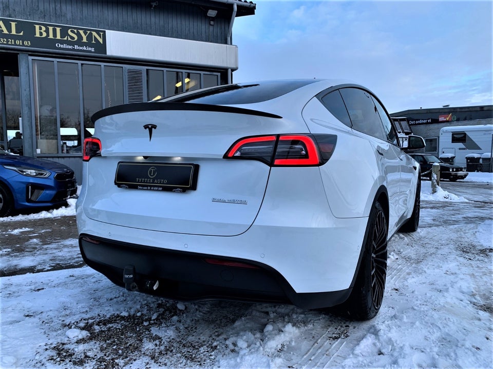 Tesla Model Y Performance AWD 5d