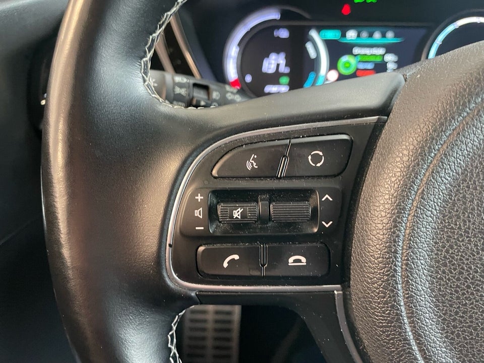 Kia e-Niro 64 Advance 5d