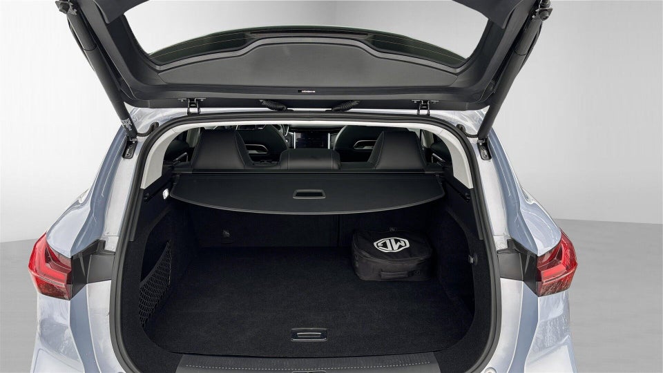 MG Marvel R Luxury 5d