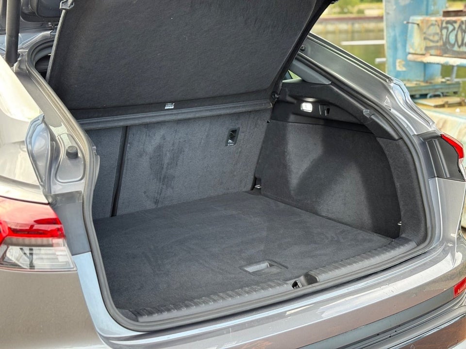 Audi Q4 e-tron 40 Advanced Sportback 5d