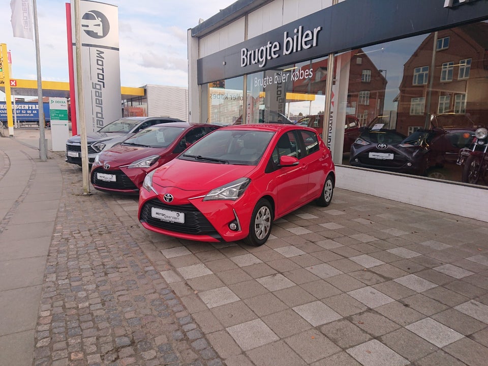 Toyota Yaris 1,0 VVT-i T2 5d