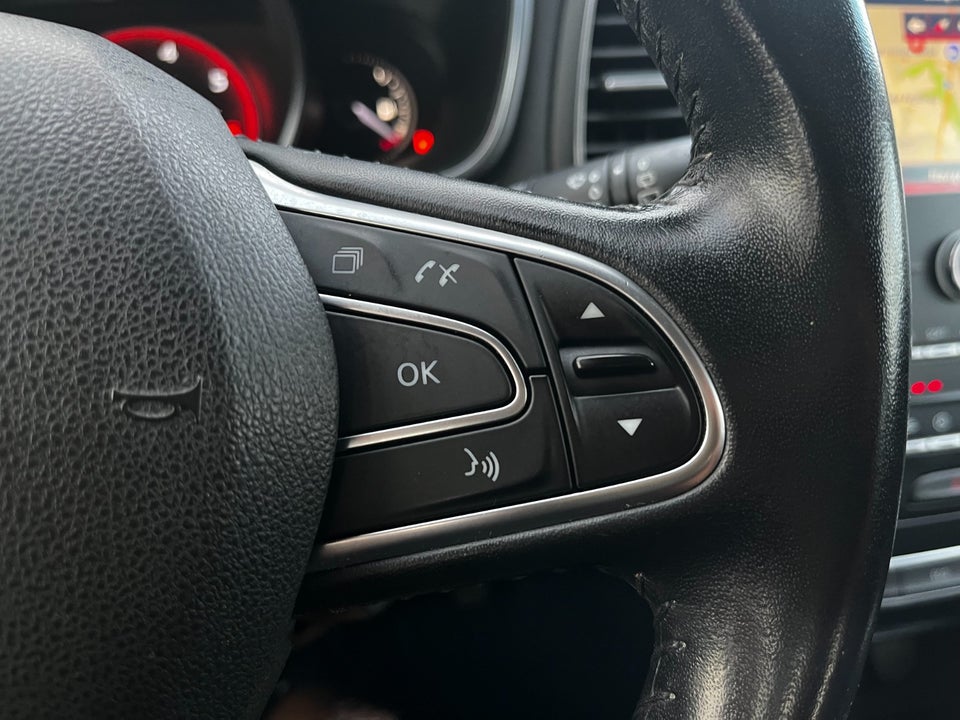 Renault Megane IV 1,2 TCe 100 Zen 5d