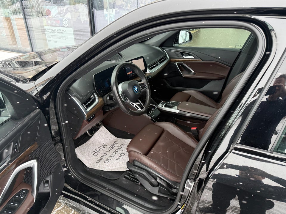 BMW iX1 xDrive30 M-Sport 5d